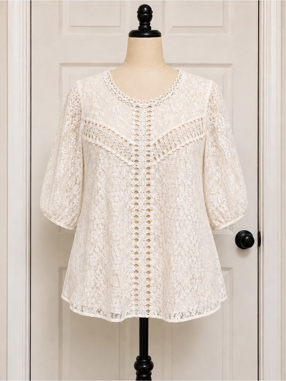 Torrid Ivory Lace Crochet Top